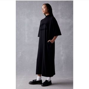 Fear of God Essentials 3/4 Sleeve T-Shirt Long Black Dress. Excellent condition!